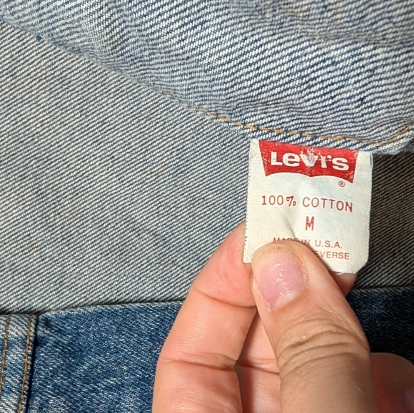 Vintage Levi’s 70507 USA-Made Denim Trucker Jacket | Size M - Picture 5 of 11